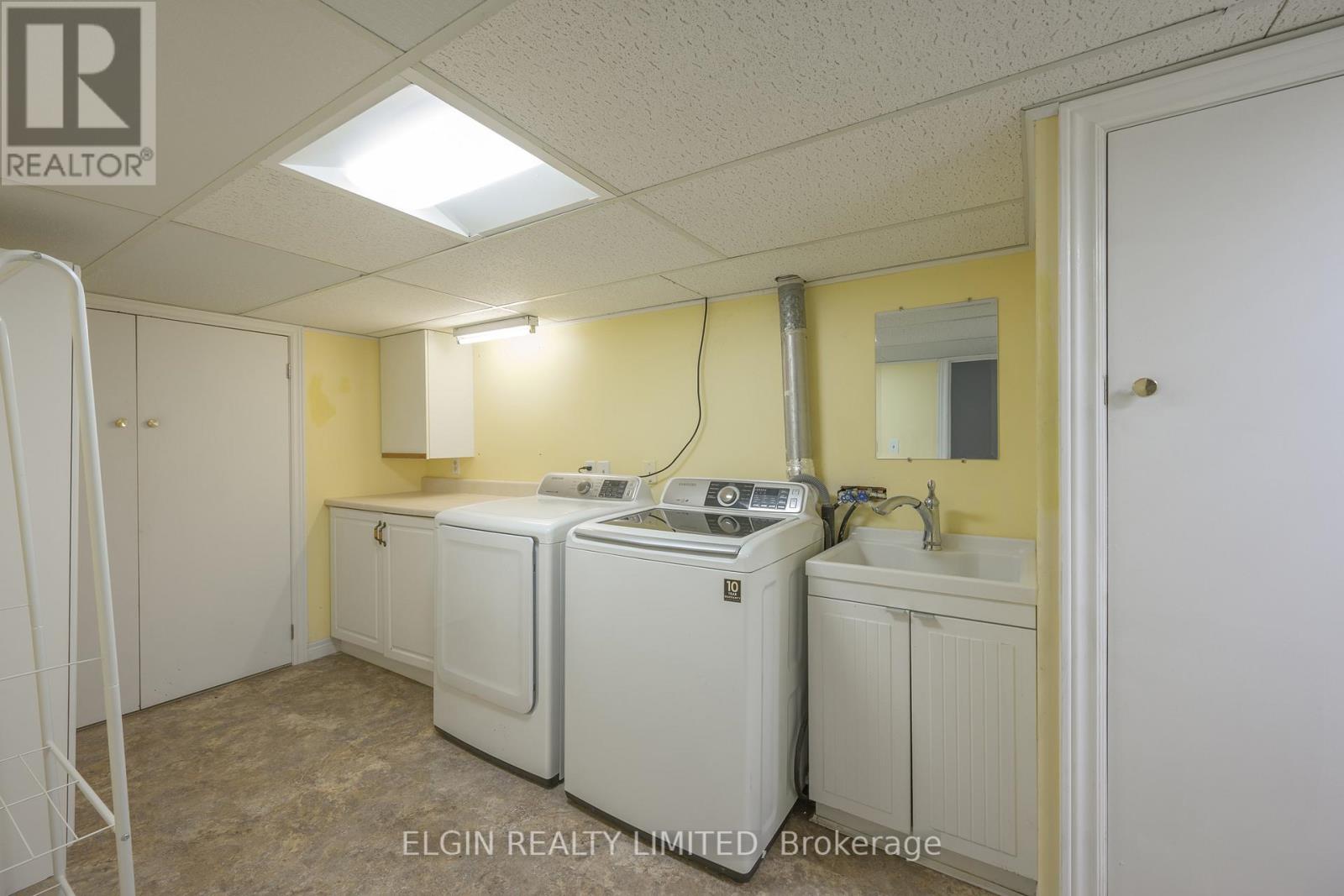 2 LYNDALE AVENUE - 45