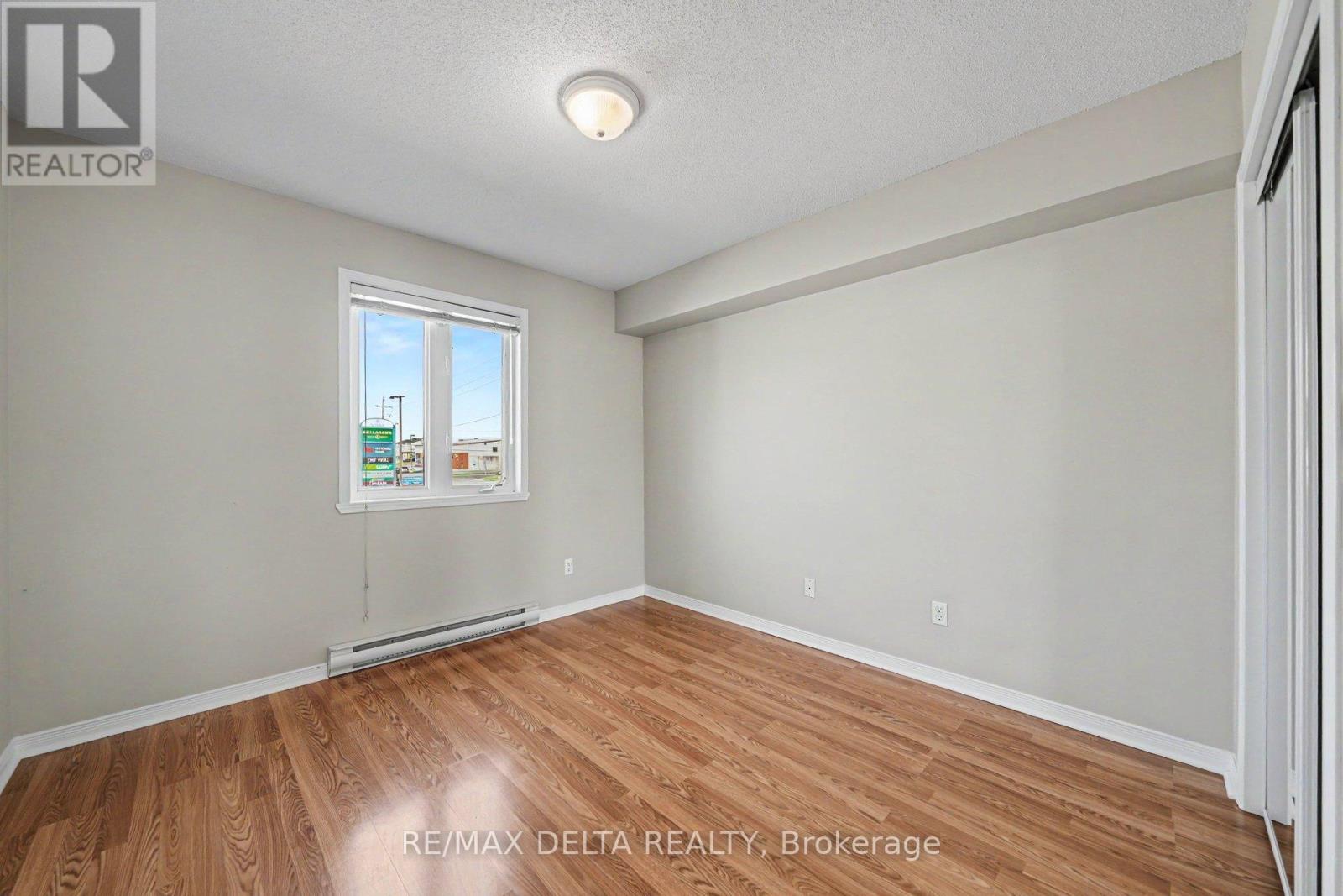 #204 88 LAFLECHE BOULEVARD - 17