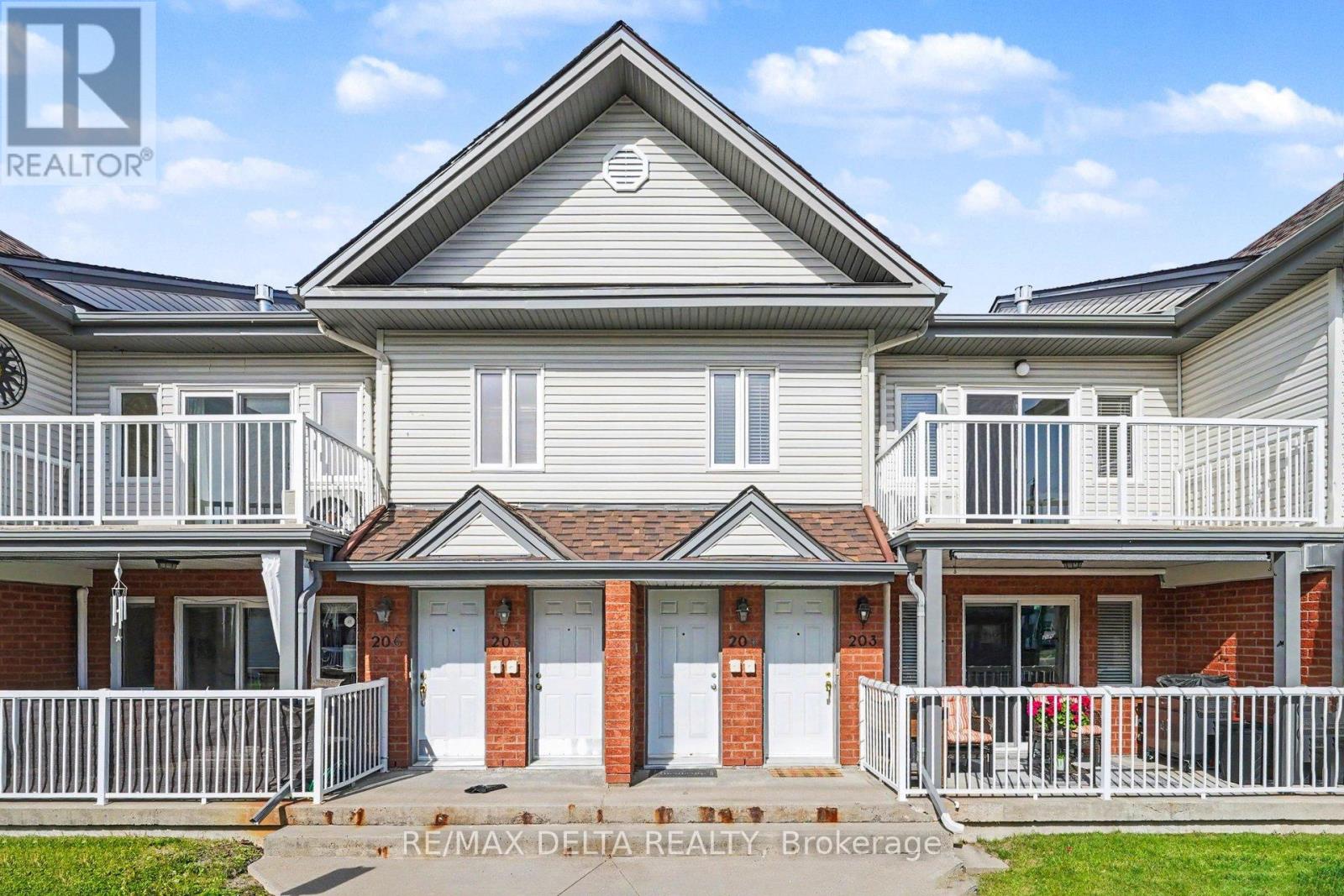 #204 88 LAFLECHE BOULEVARD - 2