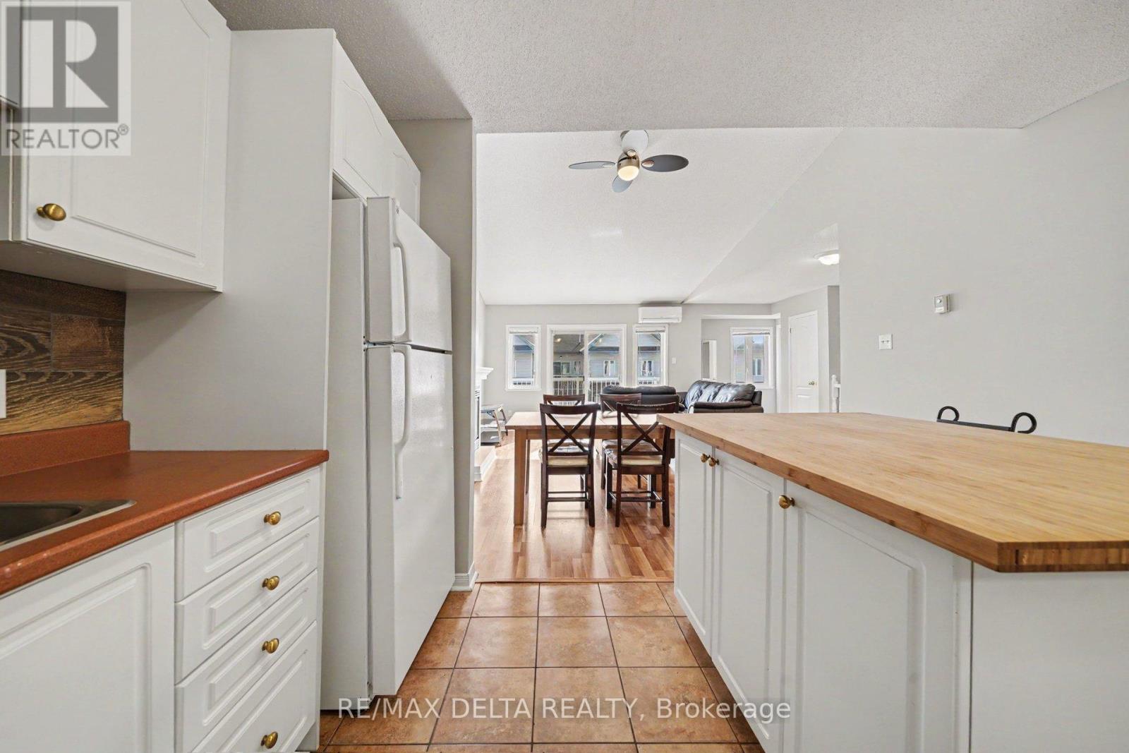 #204 88 LAFLECHE BOULEVARD - 24