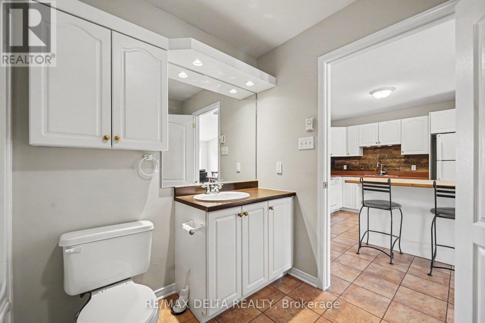 #204 88 LAFLECHE BOULEVARD - 29