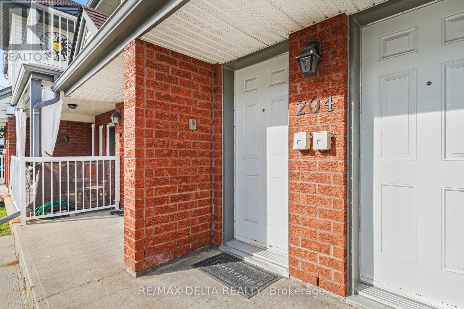#204 88 LAFLECHE BOULEVARD - 5