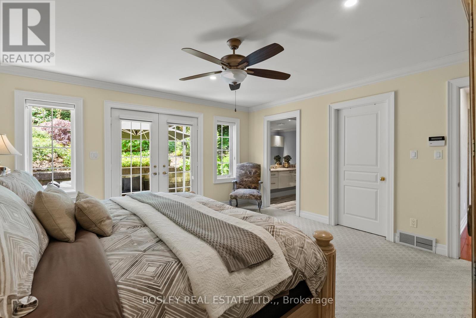 #10 222 RICARDO STREET - 18