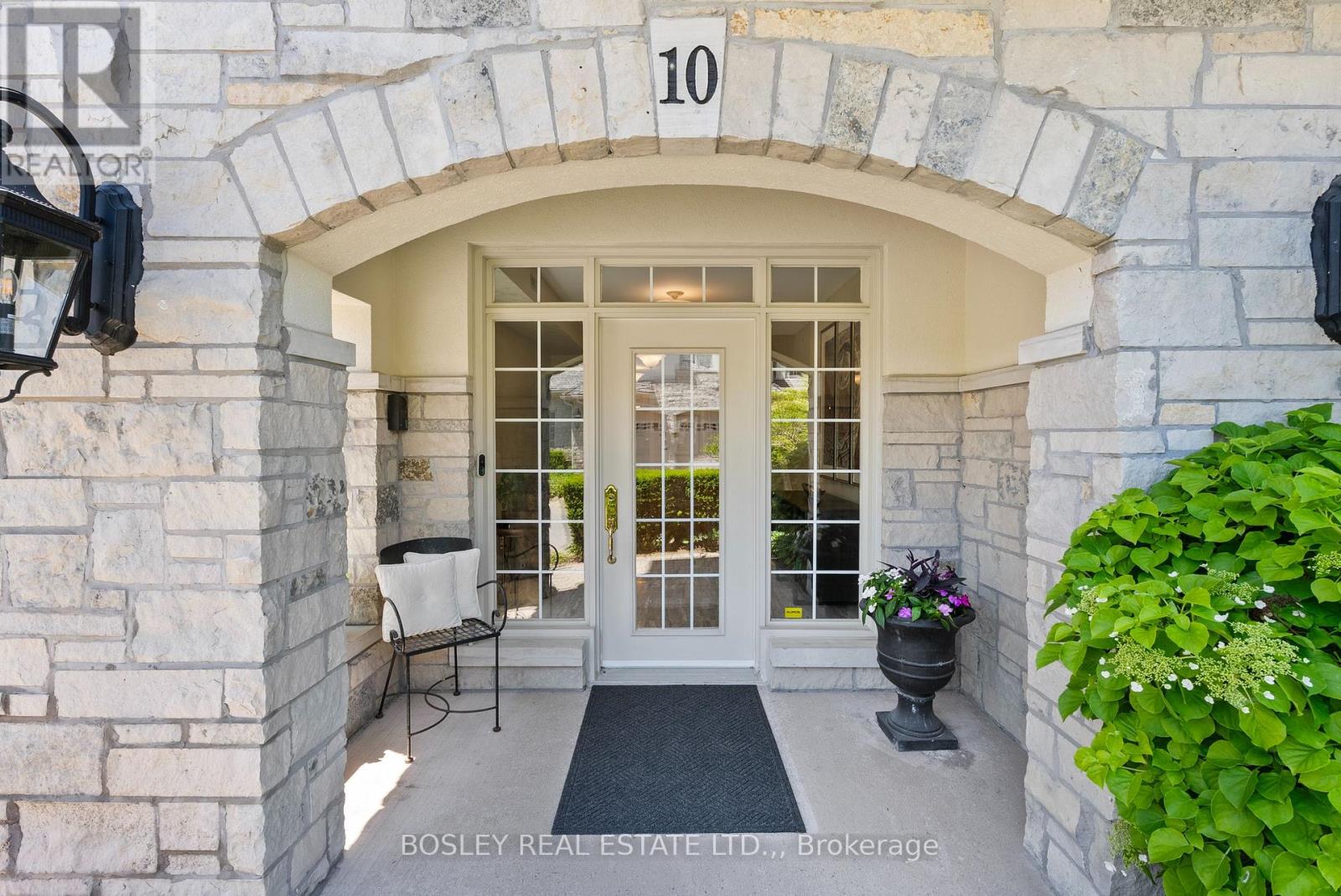 #10 222 RICARDO STREET - 3