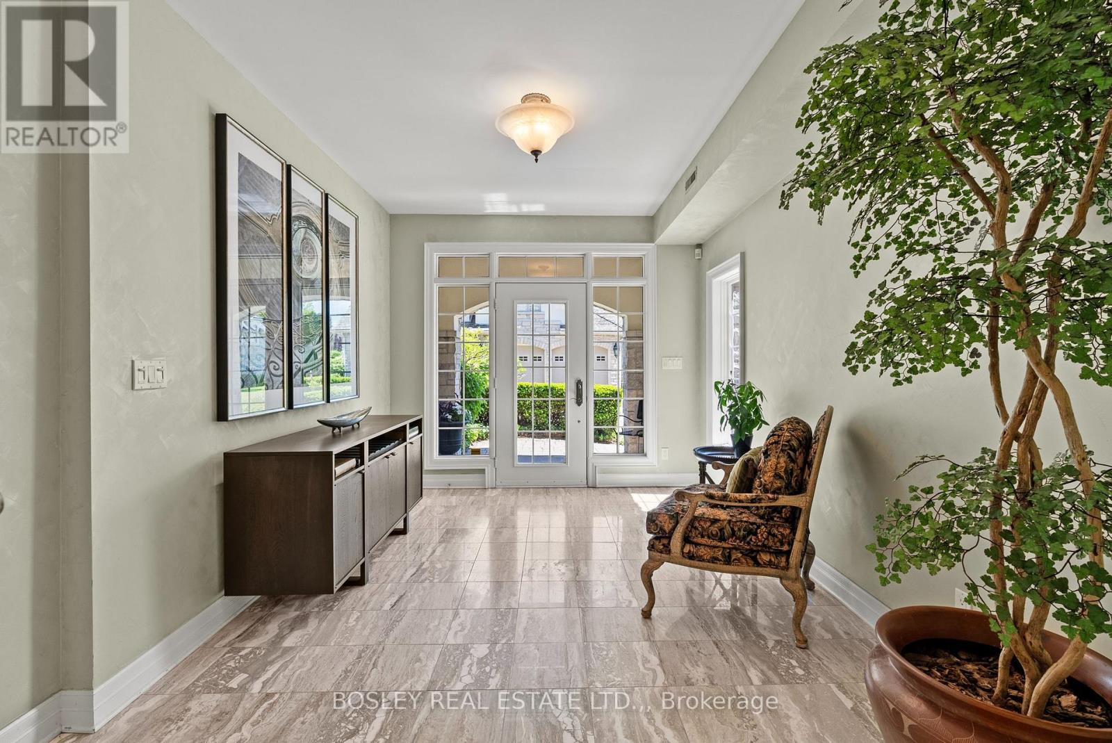 #10 222 RICARDO STREET - 4