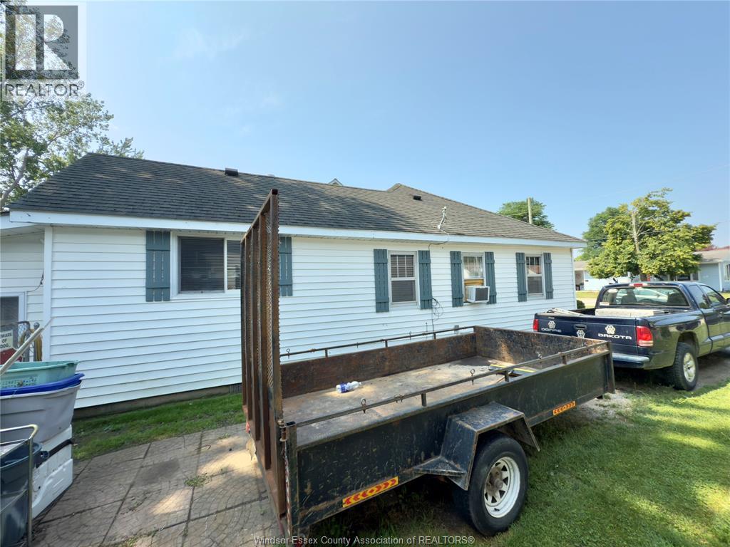 83 VICTORIA AVENUE - 27