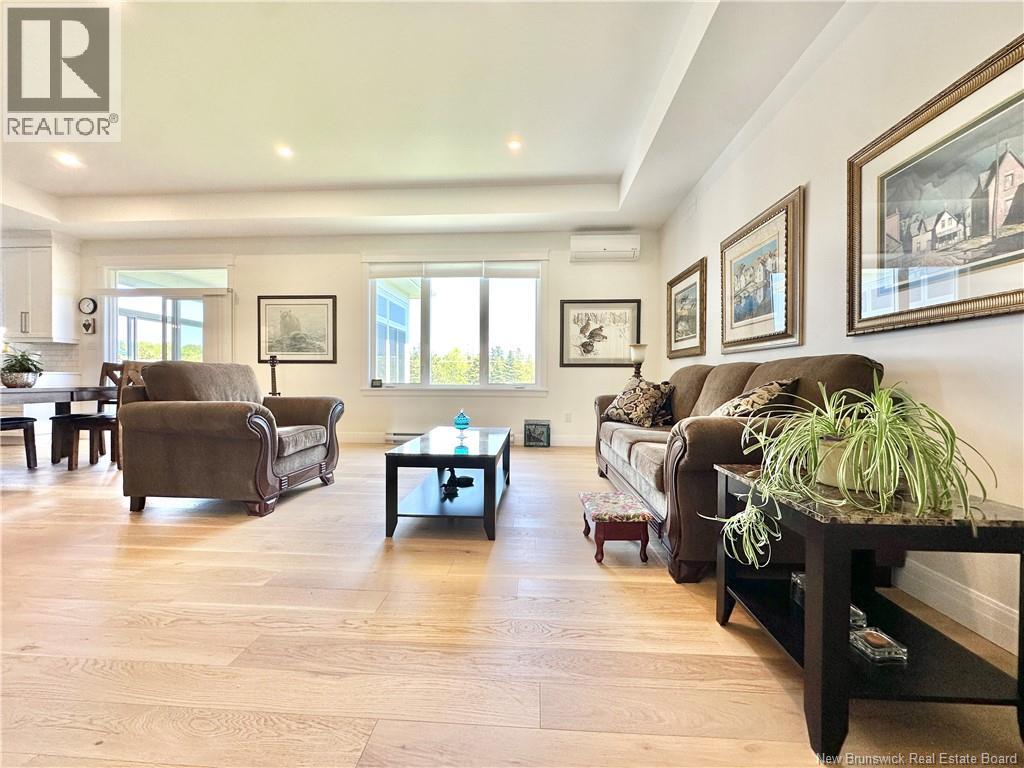 12 Congressional Crescent - 6
