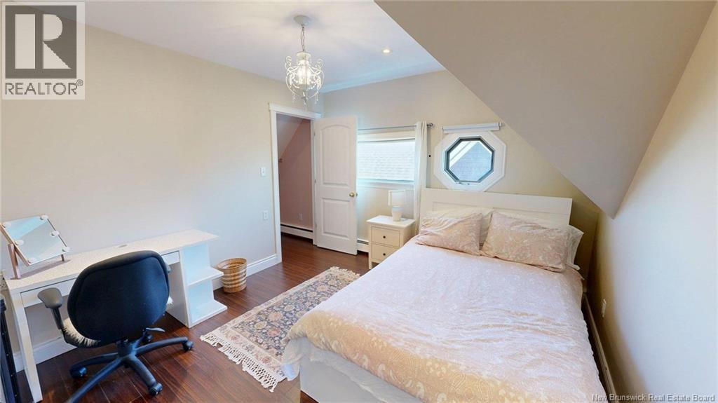 3 Alexandra Street - 26