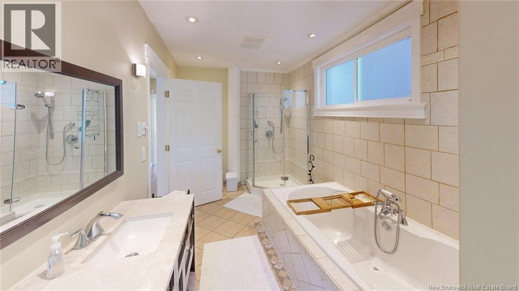 3 Alexandra Street - 33