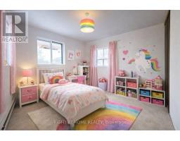 26 Rustywood Drive, Toronto, ON M3A1R8 Photo 6