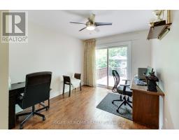 Family room - 8 Suraty Avenue, Toronto, ON M1P4E1 Photo 10