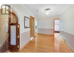 8 Suraty Avenue, Toronto, ON M1P4E1 Photo 14