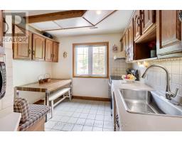8 Suraty Avenue, Toronto, ON M1P4E1 Photo 17