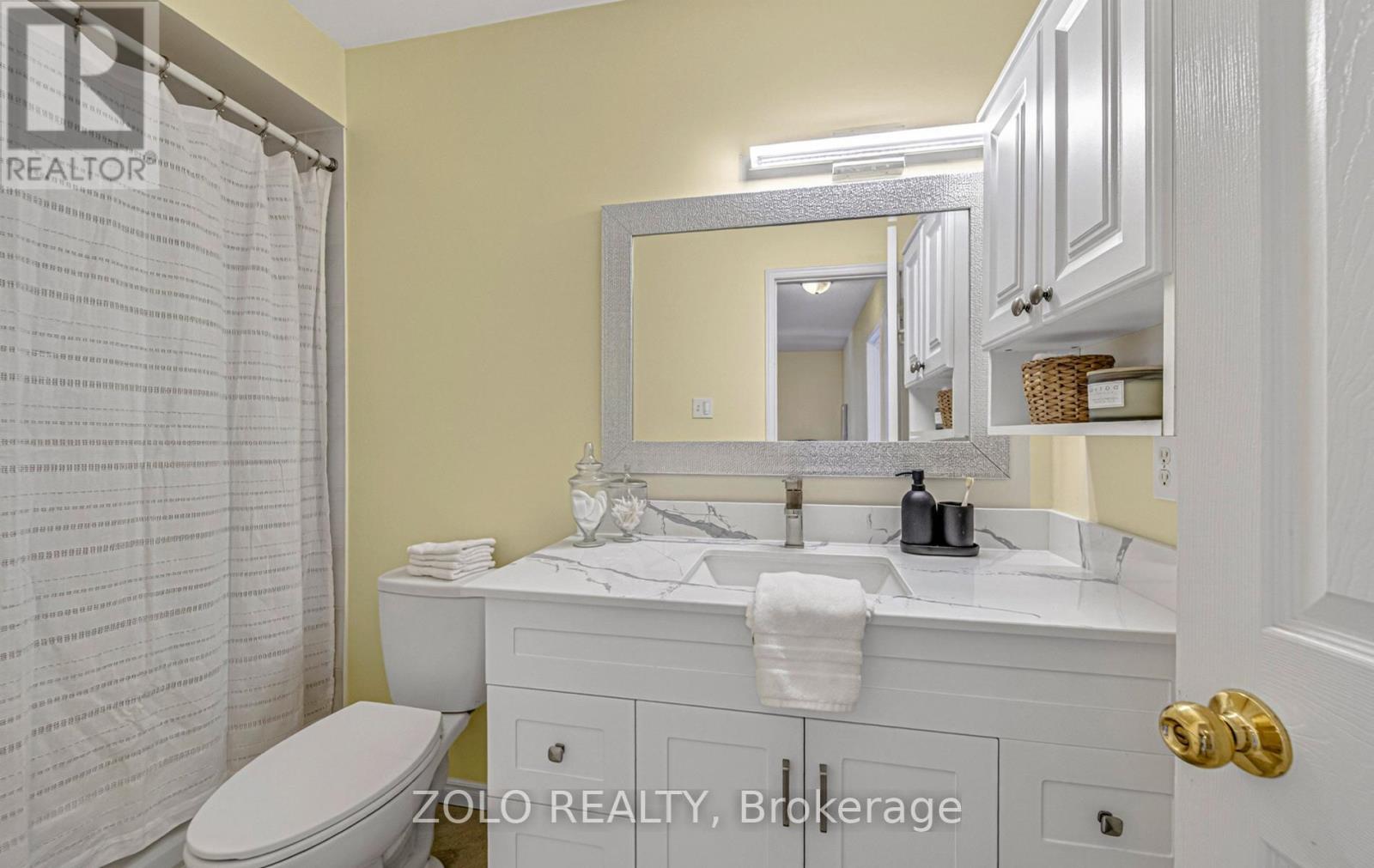 4 TRELLANOCK AVENUE - 21