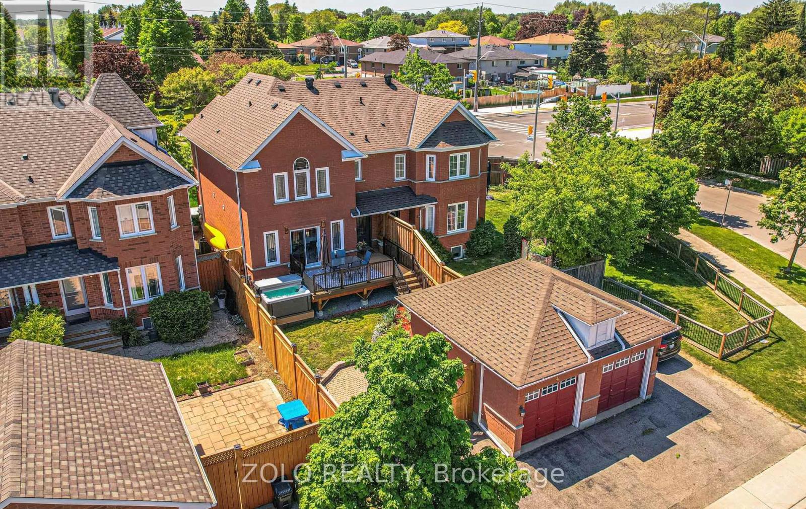 4 Trellanock Ave - Semi Detached