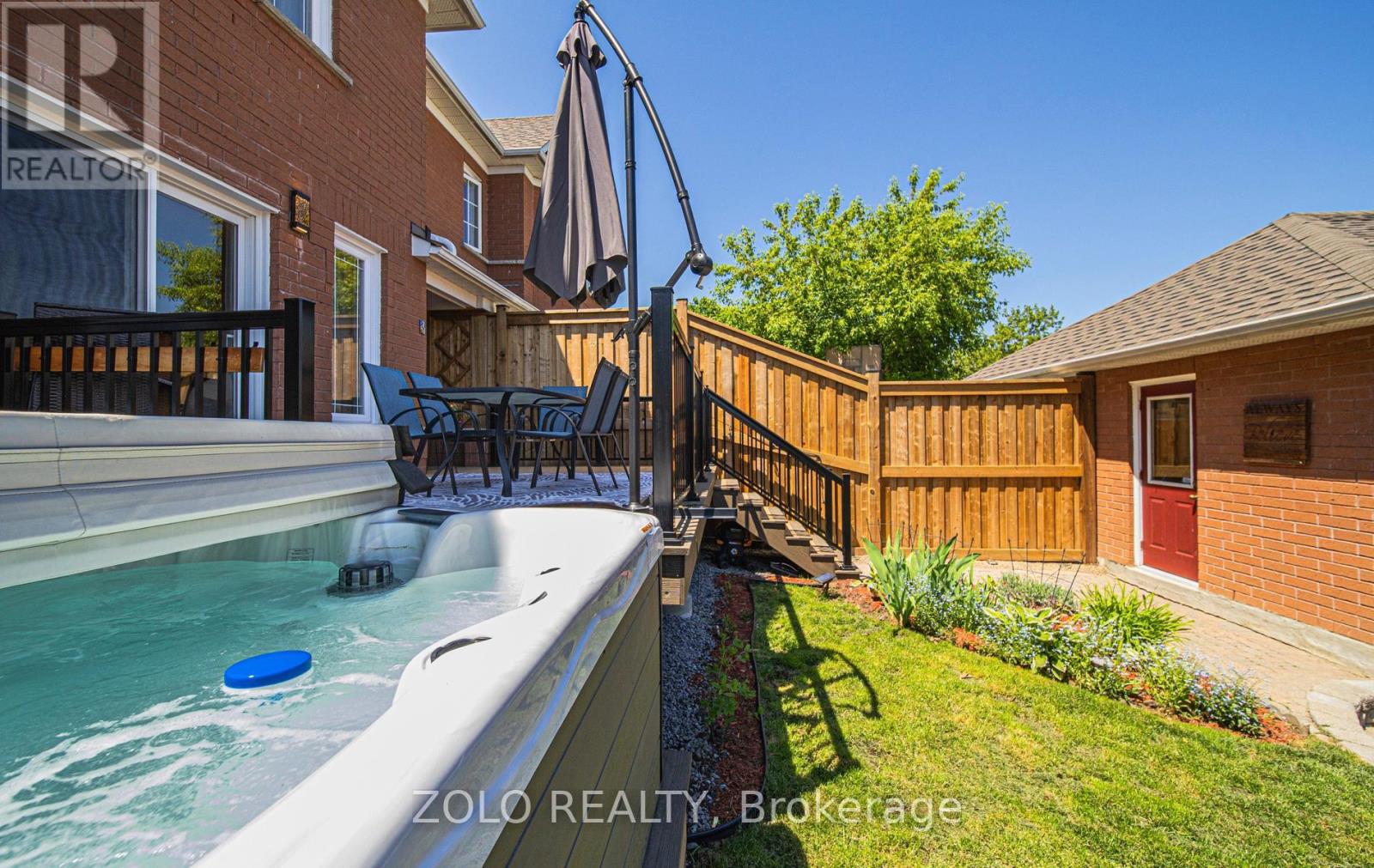 4 TRELLANOCK AVENUE - 31