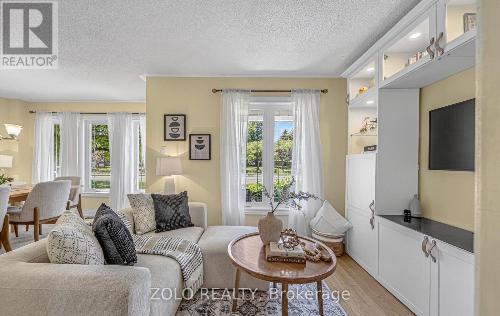 4 TRELLANOCK AVENUE - 7