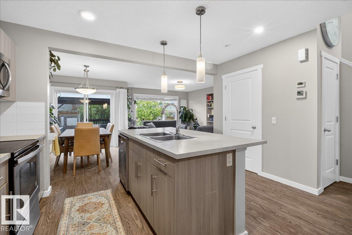 12803 205 ST NW, Edmonton