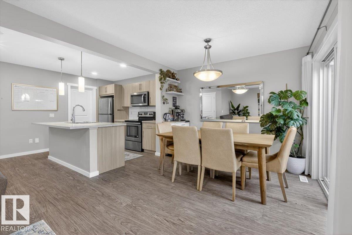 12803 205 ST NW, Edmonton