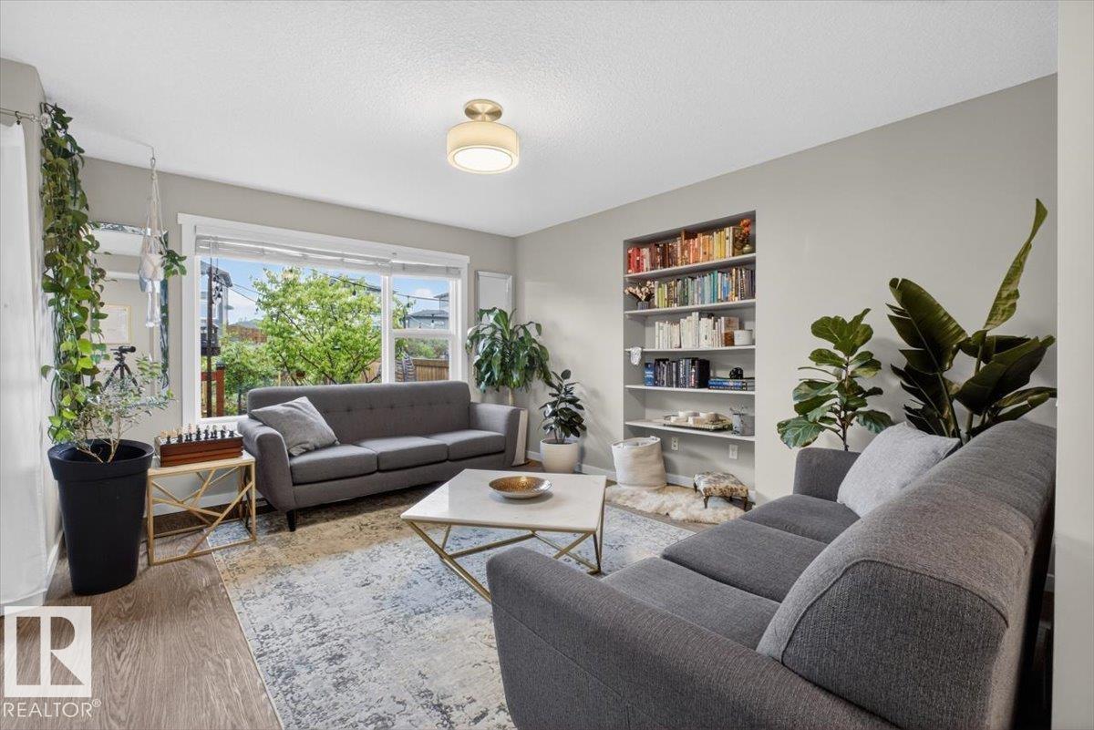 12803 205 ST NW, Edmonton