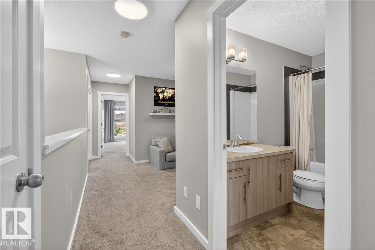 12803 205 ST NW, Edmonton
