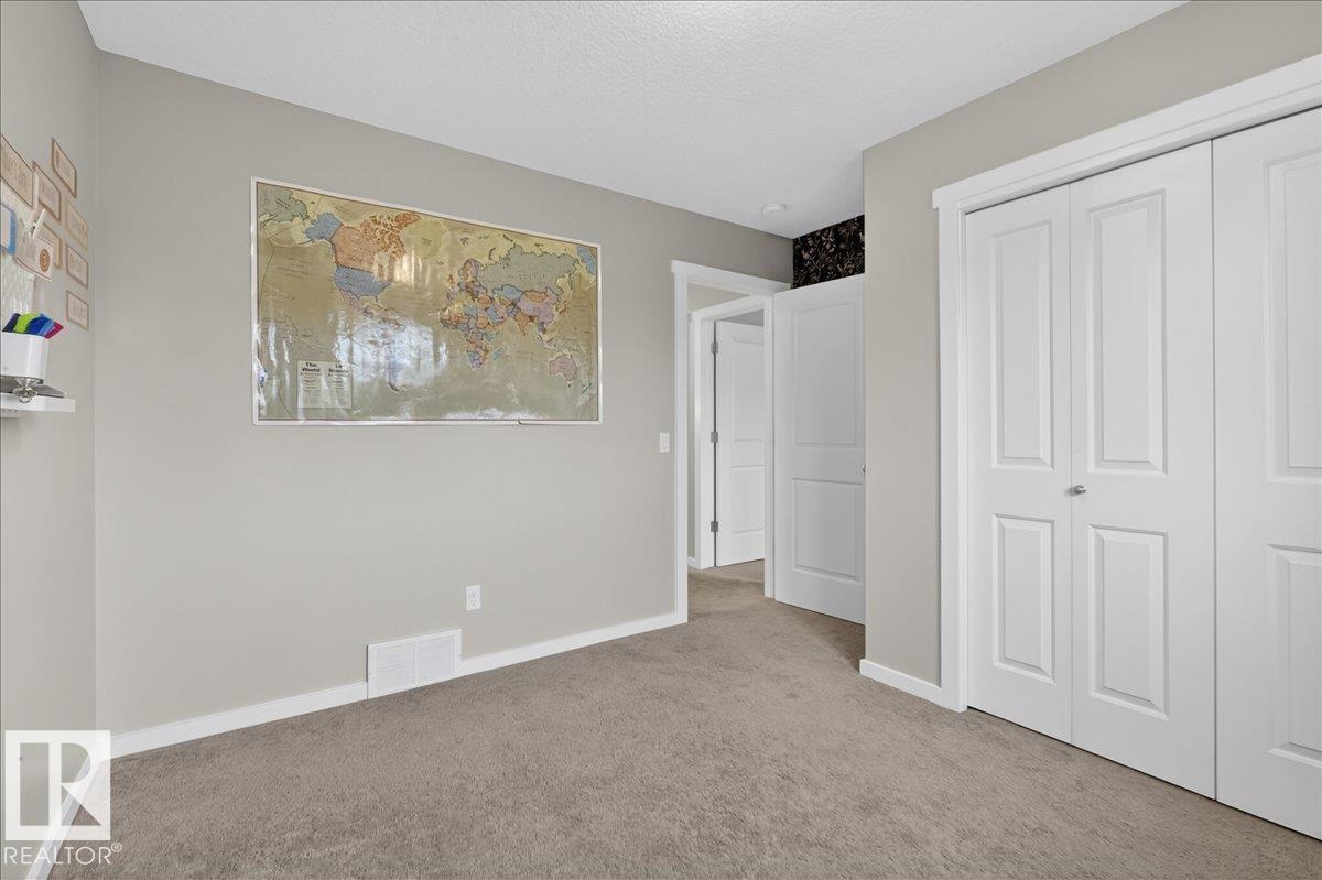 12803 205 ST NW, Edmonton