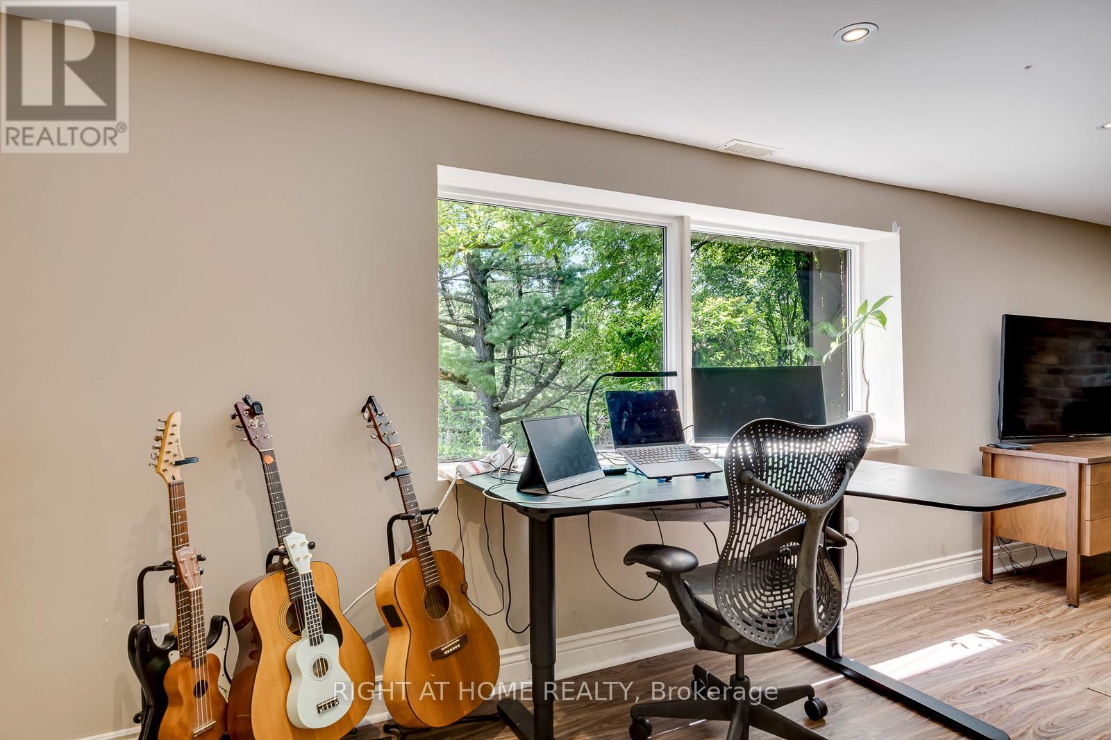 5290 CREDITVIEW ROAD - 36