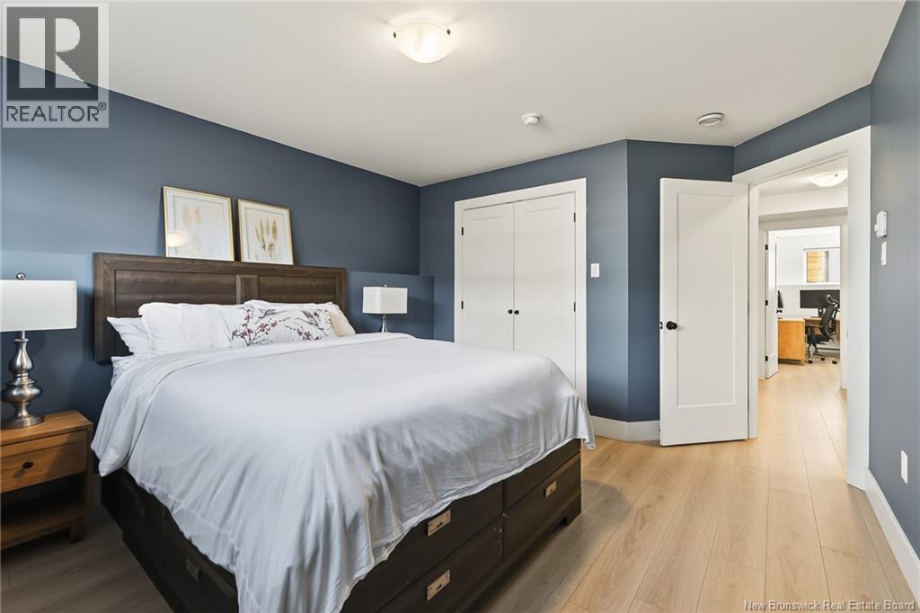 14 Beau Domaine Court - 24