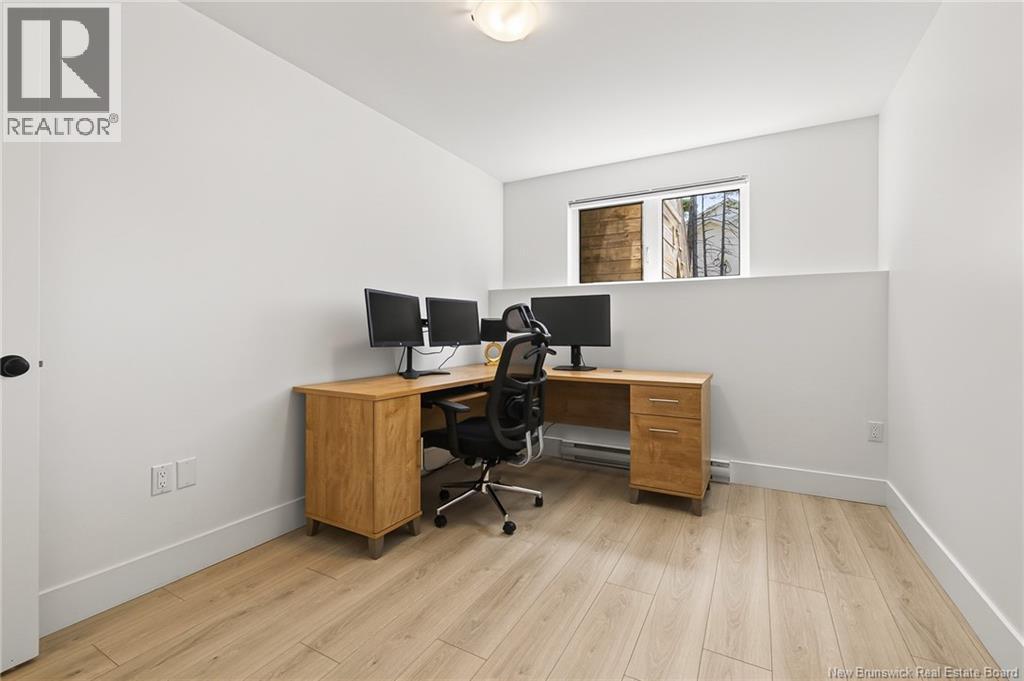 14 Beau Domaine Court - 29