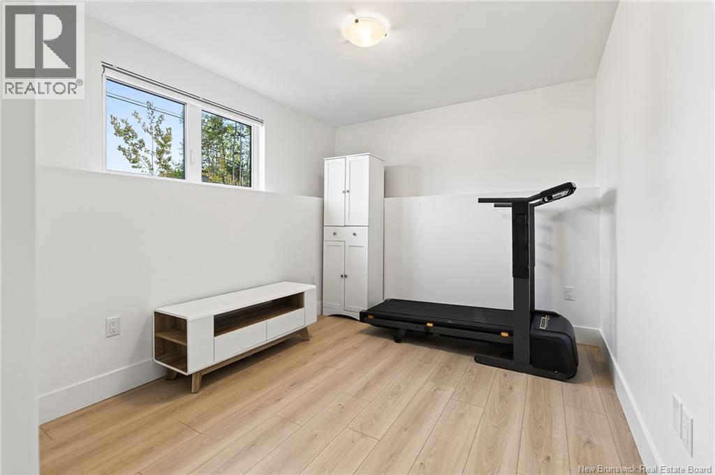 14 Beau Domaine Court - 31