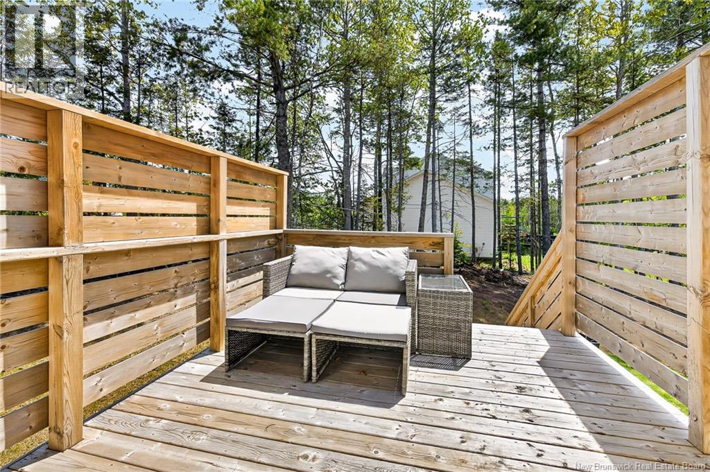 14 Beau Domaine Court - 33