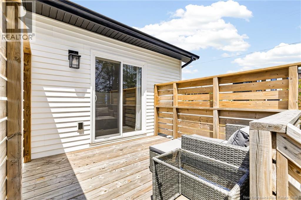 14 Beau Domaine Court - 34