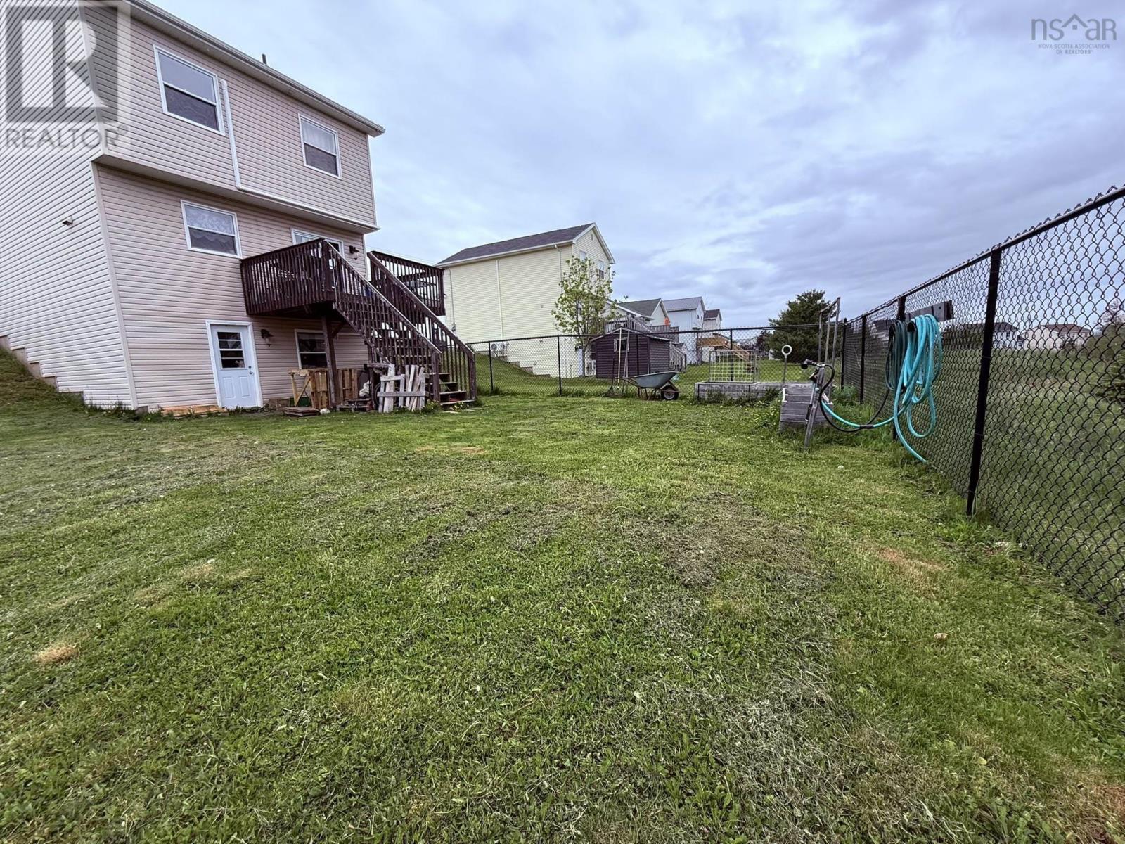 431 YOUNG Street - 15