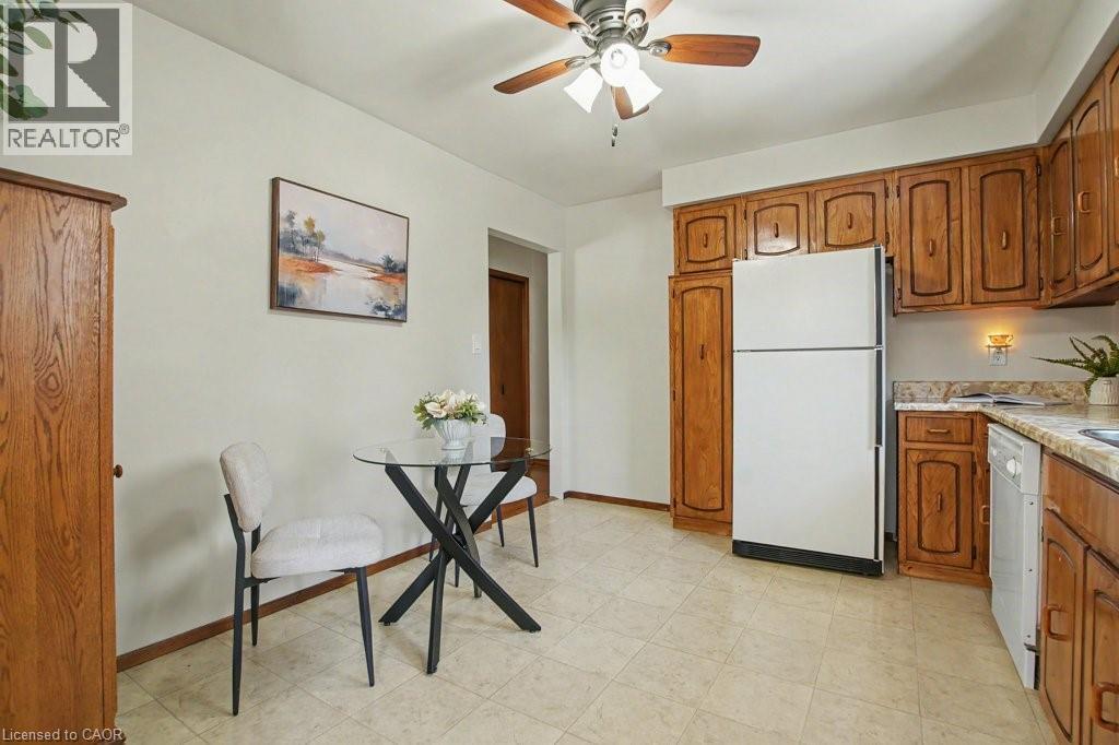 363 ROSELAWN Place - 12