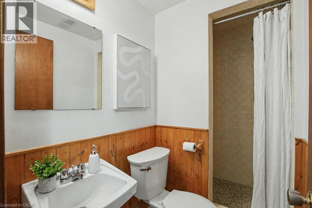 363 ROSELAWN Place - 19