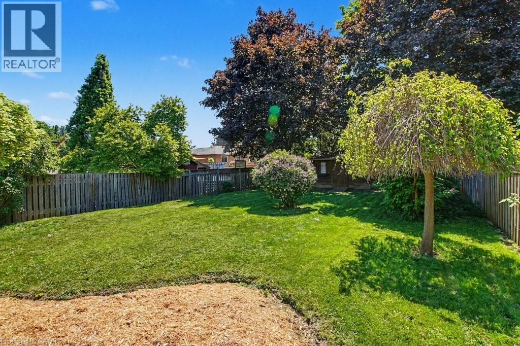 363 ROSELAWN Place - 27
