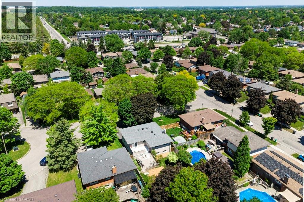 363 ROSELAWN Place - 32