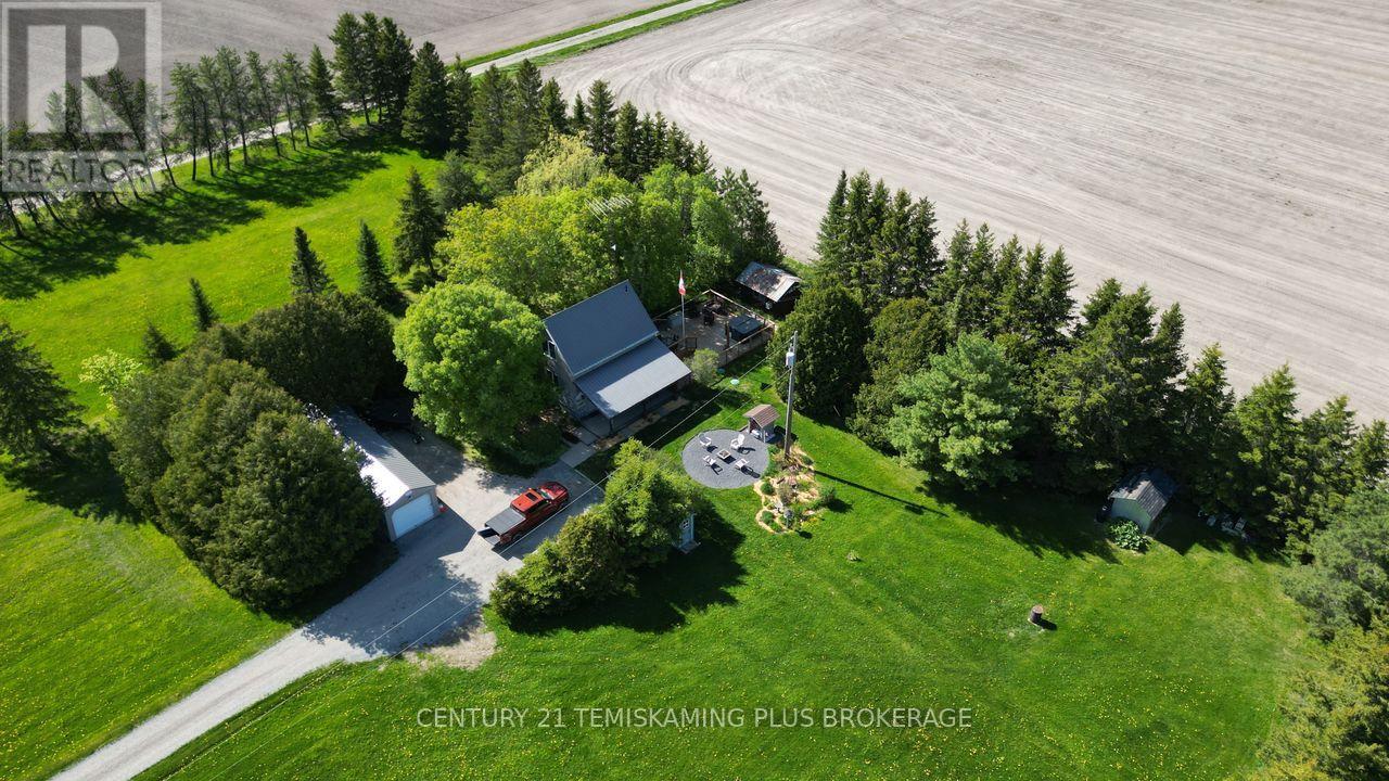 864153 UNO PARK ROAD - 24