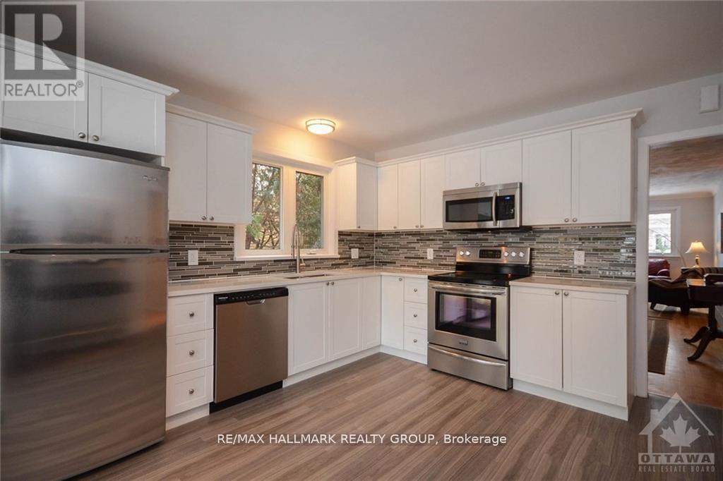 8 Bed, 3 Bath Multi-Family for Sale in Ottawa – 657 GOLDEN AVENUE, Ottawa – MLS# X13238552 - Image 7