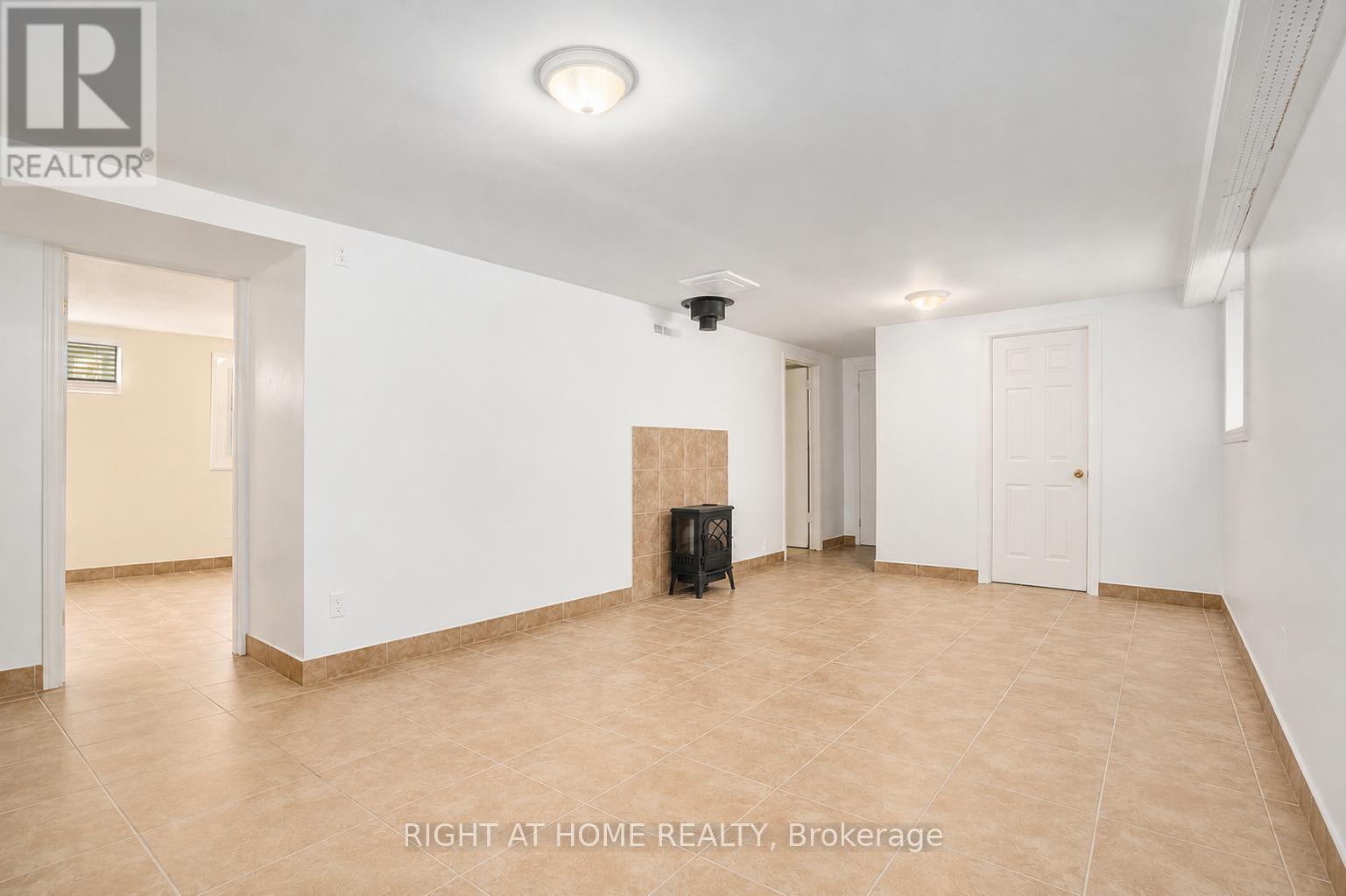 1103 CONC 1 ALFRED ROAD - 28