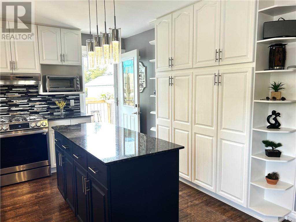 35 CEDAR Street - 25
