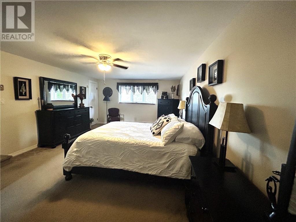 35 CEDAR Street - 32