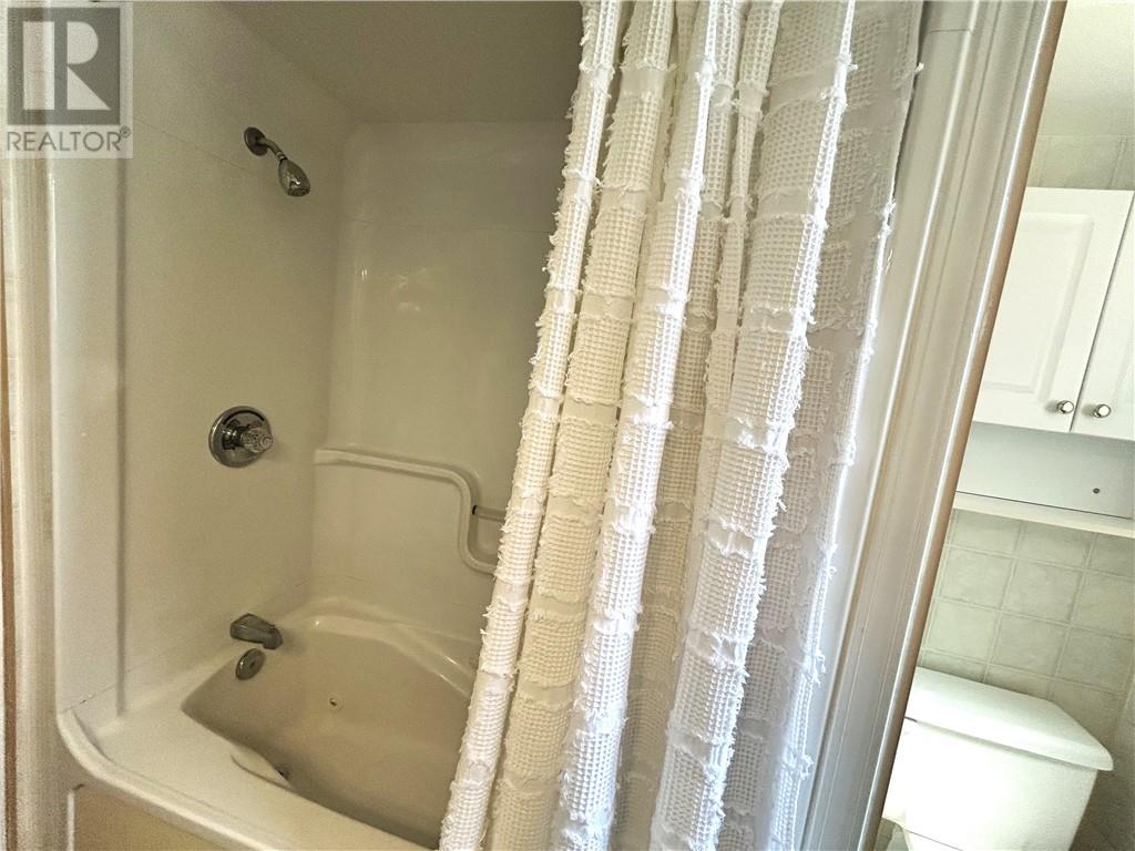 35 CEDAR Street - 52