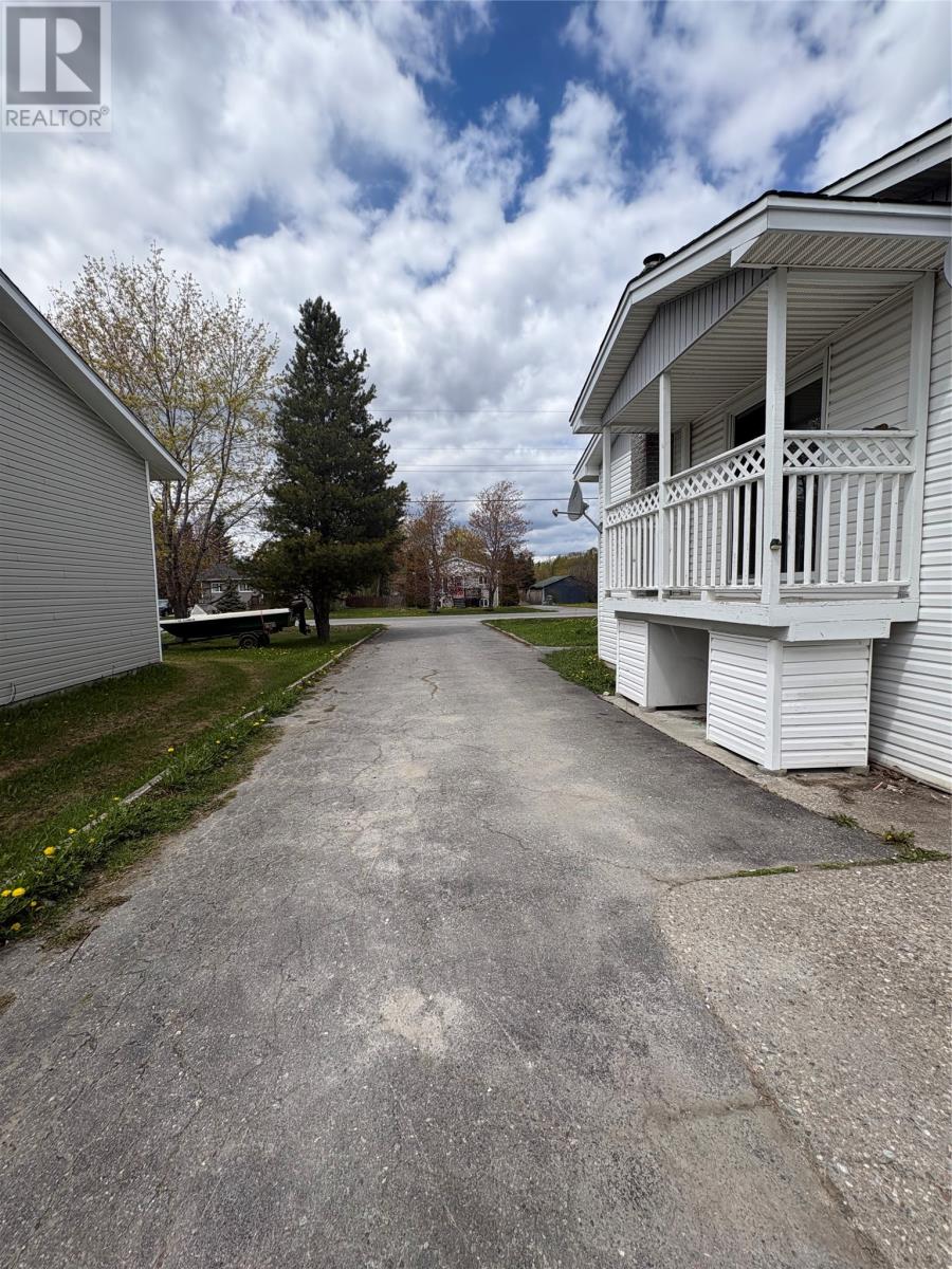 20 Midland Row - 29
