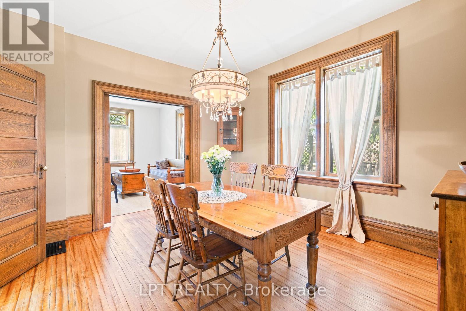47 ALICE STREET - 18