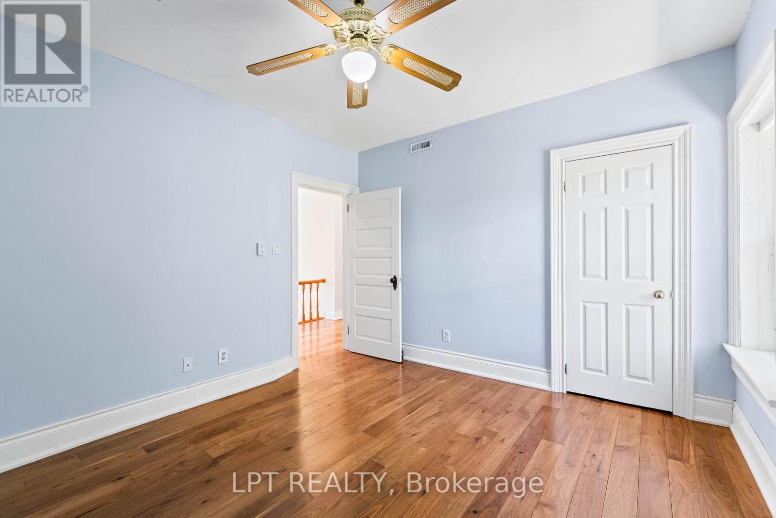 47 ALICE STREET - 32