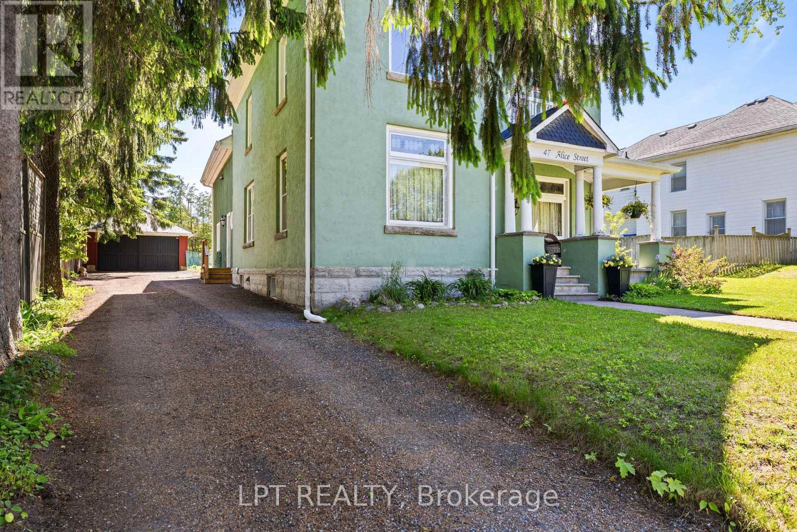 47 ALICE STREET - 5