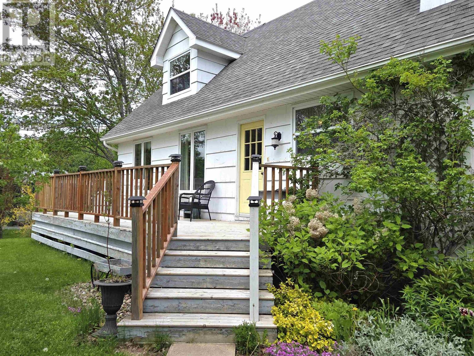 Property 2 of 49 of 172 Ponderosa Drive
