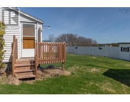 Laundry room - 485 Highway 304, Overton, NS B5A5G6 Photo 6