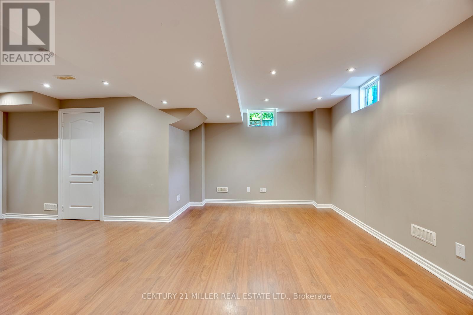 5253 NOVA CRESCENT - 30